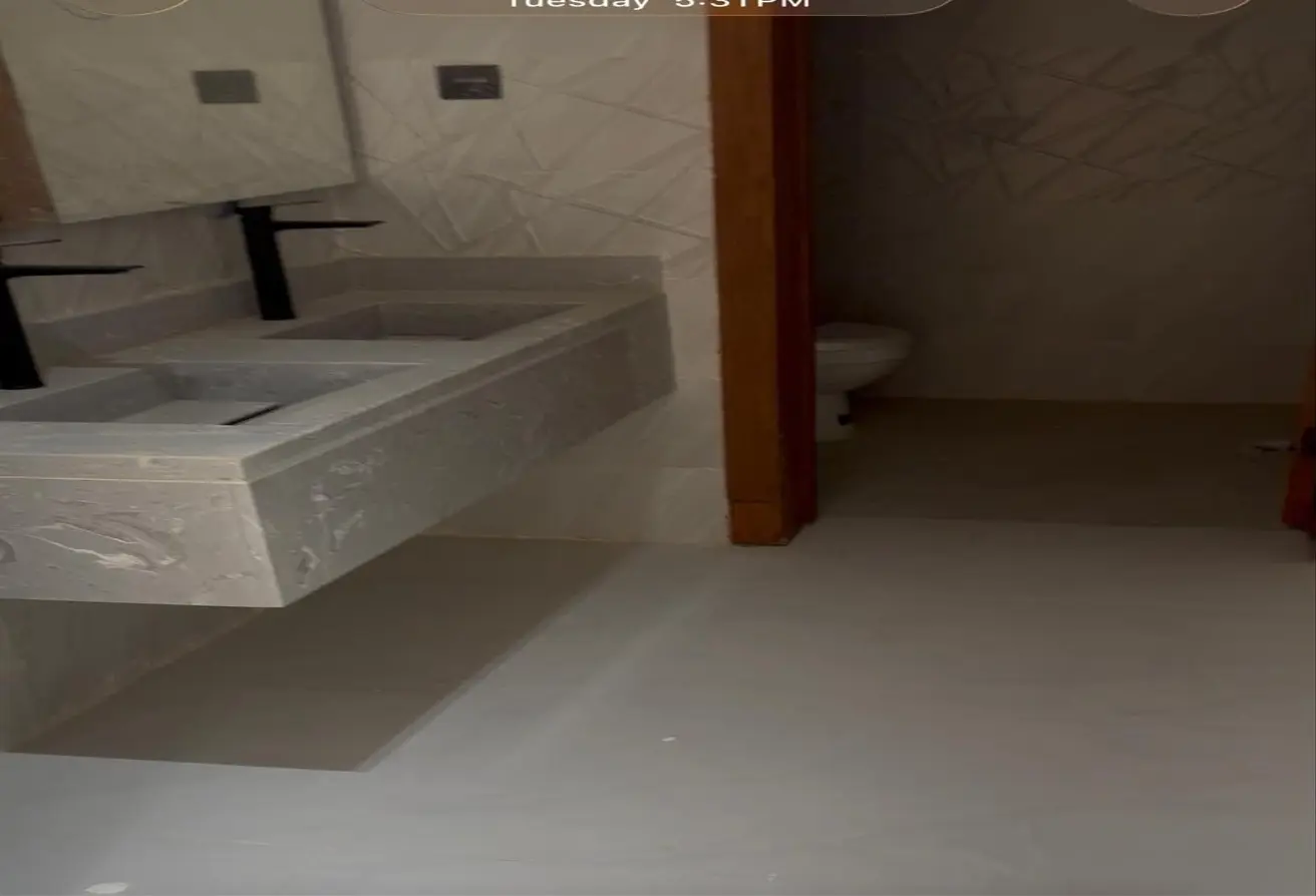 51693918 - Property Main Image