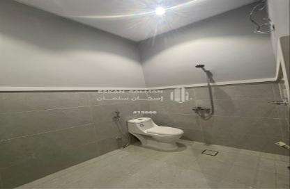Apartment - 5 Bedrooms - 4 Bathrooms for sale in Ar Rughamah - Jeddah - Makkah Al Mukarramah Apartment - 5 Bedrooms - 4 Bathrooms for sale in Ar Rughamah - Jeddah - Makkah Al Mukarramah