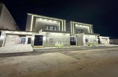 Apartment - 7+ Bedrooms - 6 Bathrooms for sale in Al Janadriyah - Riyadh - Ar Riyadh Apartment - 7+ Bedrooms - 6 Bathrooms for sale in Al Janadriyah - Riyadh - Ar Riyadh