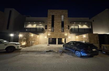 Full Floor - 4 Bedrooms - 4 Bathrooms for sale in Al Qadisiyah - Riyadh - Ar Riyadh