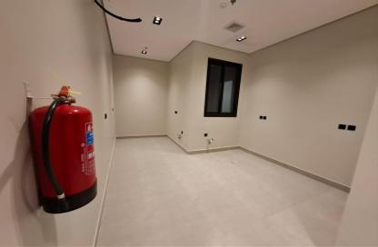 Apartment - 4 Bedrooms - 3 Bathrooms for sale in Al Munisiyah - Riyadh - Ar Riyadh Apartment - 4 Bedrooms - 3 Bathrooms for sale in Al Munisiyah - Riyadh - Ar Riyadh