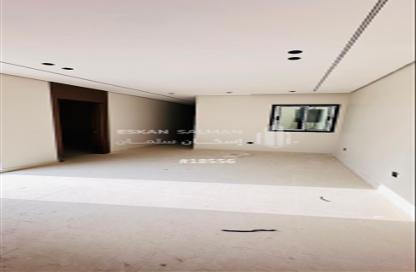 Apartment - 5 Bedrooms - 4 Bathrooms for sale in العزيزية - Al Jubail - Eastern