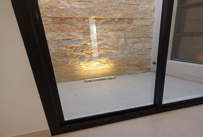 258792 - Property Image 2