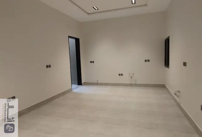 52107315 - Property Image 3