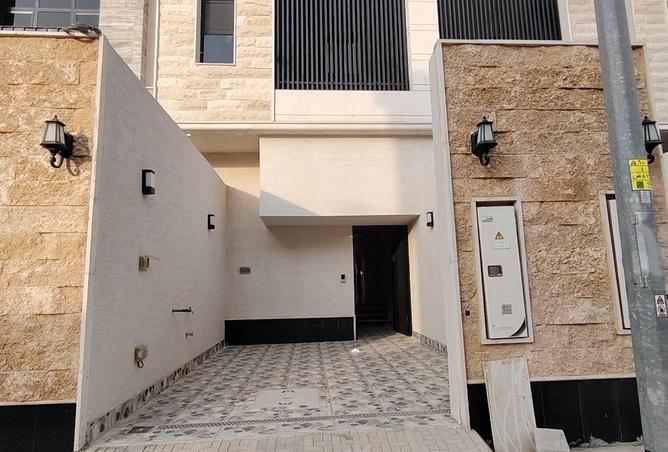 52107314 - Property Main Image