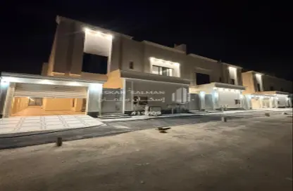 شقة - 5 غرف نوم - 4 حمامات للبيع في الرمال - الرياض - الرياض