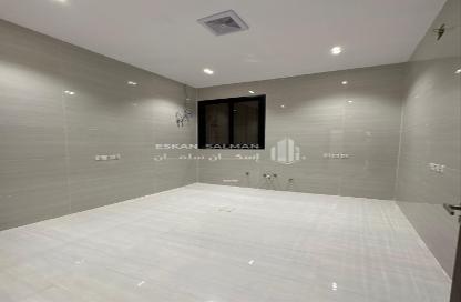 Apartment - 5 Bedrooms - 4 Bathrooms for sale in Ar Rimal - Riyadh - Ar Riyadh