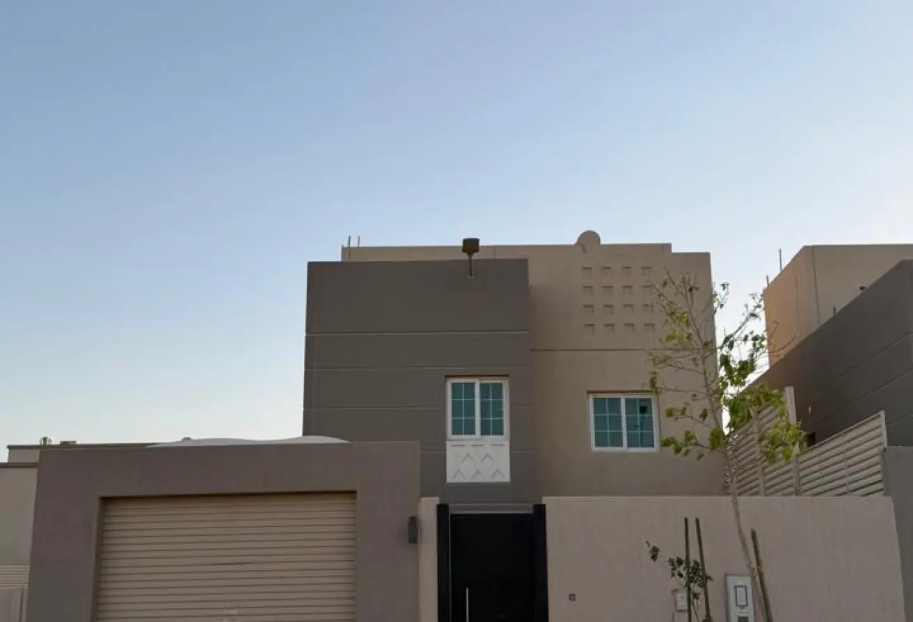 52127695 - Property Main Image