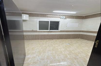 Apartment - 4 Bedrooms - 2 Bathrooms for rent in Ar Rimal - Riyadh - Ar Riyadh