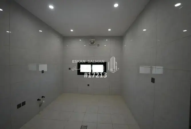 51860216 - Property Image 2