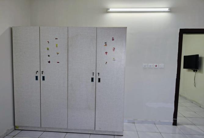 258225 - Property Image 2