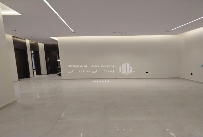 2PHO5mAC5h2 - Property Image 2