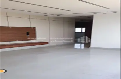 Apartment - 3 Bedrooms - 3 Bathrooms for sale in West Al Uraija - Riyadh - Ar Riyadh