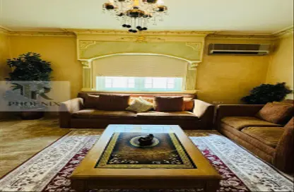 شقة - 4 غرف نوم - 2 حمامات للايجار في الملك عبدالعزيز - الرياض - الرياض