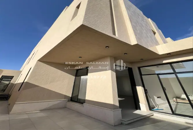 51005201 - Property Image 2