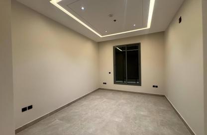 Apartment - 4 Bedrooms - 3 Bathrooms for sale in Al Yarmuk - Riyadh - Ar Riyadh