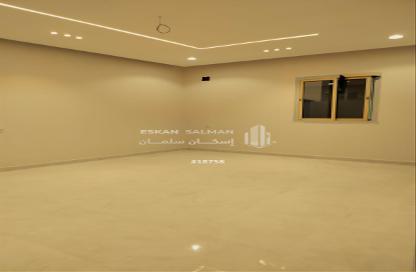 Apartment - 5 Bedrooms - 3 Bathrooms for sale in As Salam - Al Madinah Al Munawwarah - Al Madinah Al Munawwarah