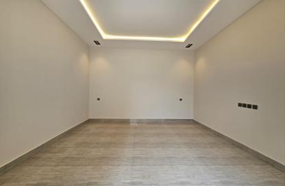 Full Floor - 5 Bedrooms - 4 Bathrooms for sale in Ar Rimal - Riyadh - Ar Riyadh