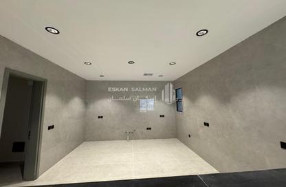 Apartment - 5 Bedrooms - 3 Bathrooms for sale in أم الرصف - امارة منطقة مكة المكرمة - الطائف - Makkah Al Mukarramah Apartment - 5 Bedrooms - 3 Bathrooms for sale in أم الرصف - امارة منطقة مكة المكرمة - الطائف - Makkah Al Mukarramah