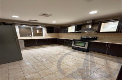 Apartment - 2 Bedrooms - 4 Bathrooms for sale in Al Hamra - Jeddah - Makkah Al Mukarramah