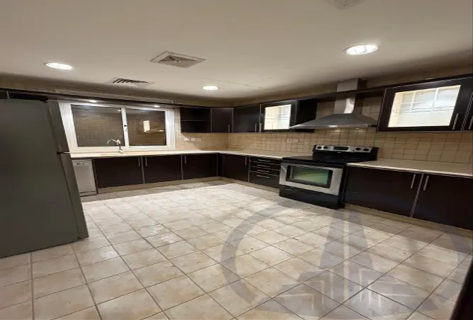259325 - Property Image 2