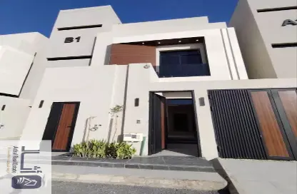 Full Floor - 5 Bedrooms - 4 Bathrooms for sale in Ar Rimal - Riyadh - Ar Riyadh
