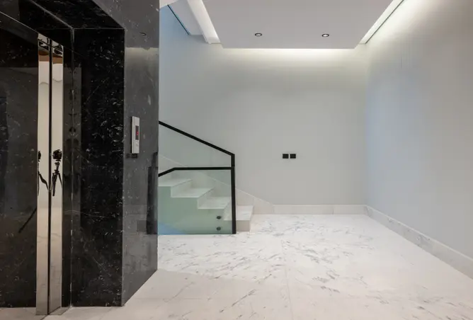 52305655 - Property Image 2