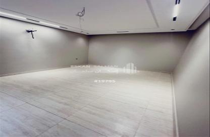 Apartment - 5 Bedrooms - 4 Bathrooms for sale in Mraykh - Jeddah - Makkah Al Mukarramah