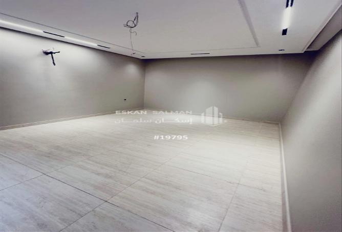 51861109 - Property Image 3