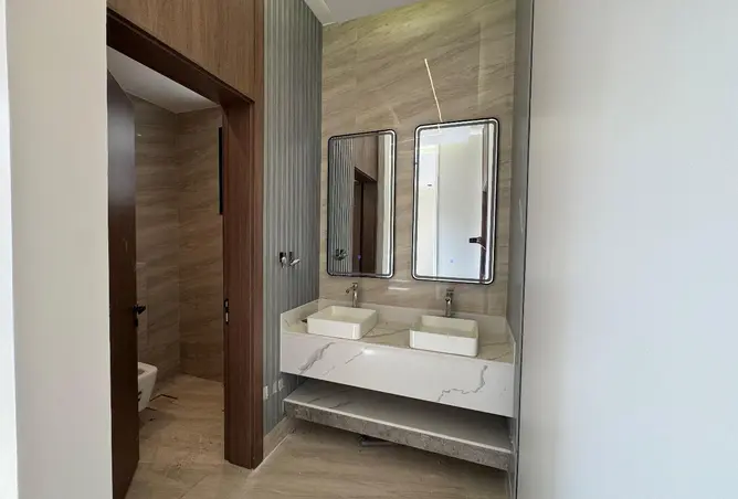 52348027 - Property Image 3