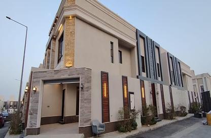 Villa - 5 Bedrooms - 5 Bathrooms for sale in Ar Rimal - Riyadh - Ar Riyadh