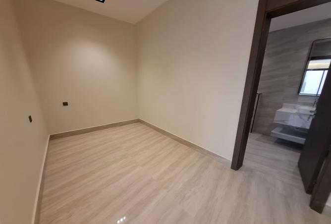 51600061 - Property Image 3
