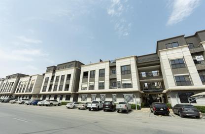 Apartment - 3 Bedrooms - 3 Bathrooms for rent in Al Malqa - Riyadh - Ar Riyadh Apartment - 3 Bedrooms - 3 Bathrooms for rent in Al Malqa - Riyadh - Ar Riyadh