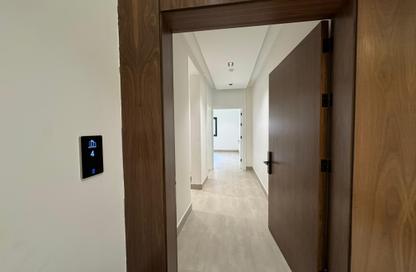 Apartment - 4 Bedrooms - 3 Bathrooms for sale in Al Yarmuk - Riyadh - Ar Riyadh