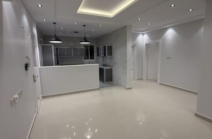 Apartment - 3 Bedrooms - 3 Bathrooms for rent in Al Malqa - Riyadh - Ar Riyadh Apartment - 3 Bedrooms - 3 Bathrooms for rent in Al Malqa - Riyadh - Ar Riyadh