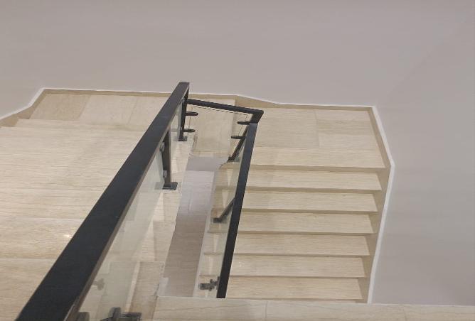 258789 - Property Image 2