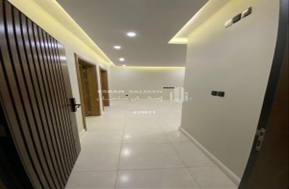Apartment - 5 Bedrooms - 3 Bathrooms for sale in Al Sawari - Jeddah - Makkah Al Mukarramah Apartment - 5 Bedrooms - 3 Bathrooms for sale in Al Sawari - Jeddah - Makkah Al Mukarramah