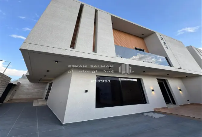 51860821 - Property Image 3